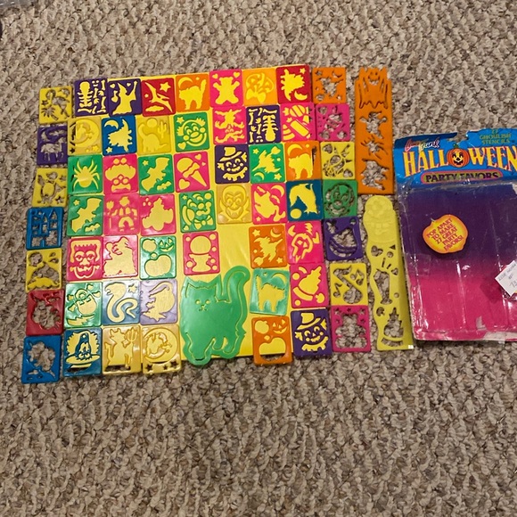 Vintage Lot of Lisa Frank Stencils - Picture 1 of 7